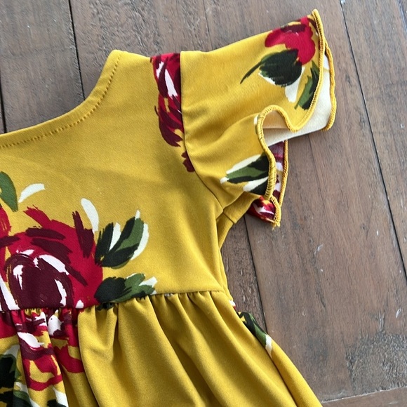 Wood mouse and thistle mustard rose dress - Picture 3 of 6